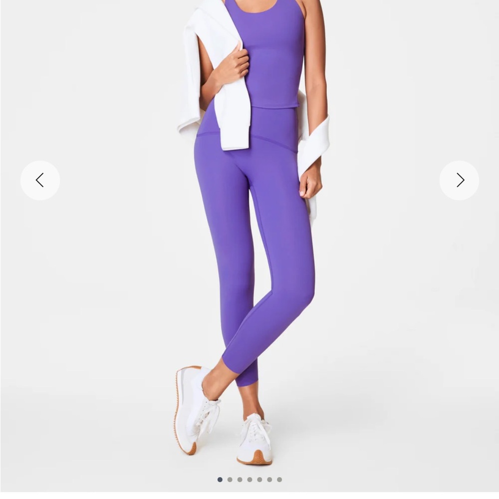 SPANXshape Booty Boost 7/8 Leggings